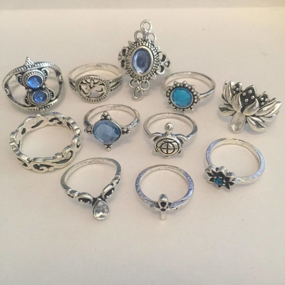 11 Piece Blue Crystal Turtle Midi Silver Tone Ring Set - Picture 4 of 7